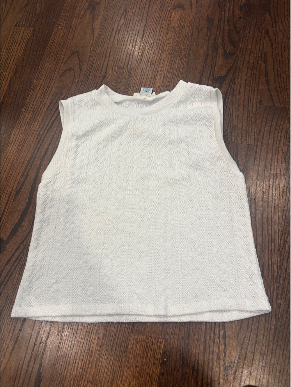 Urban Romantics White Sleeveless Knit Top
